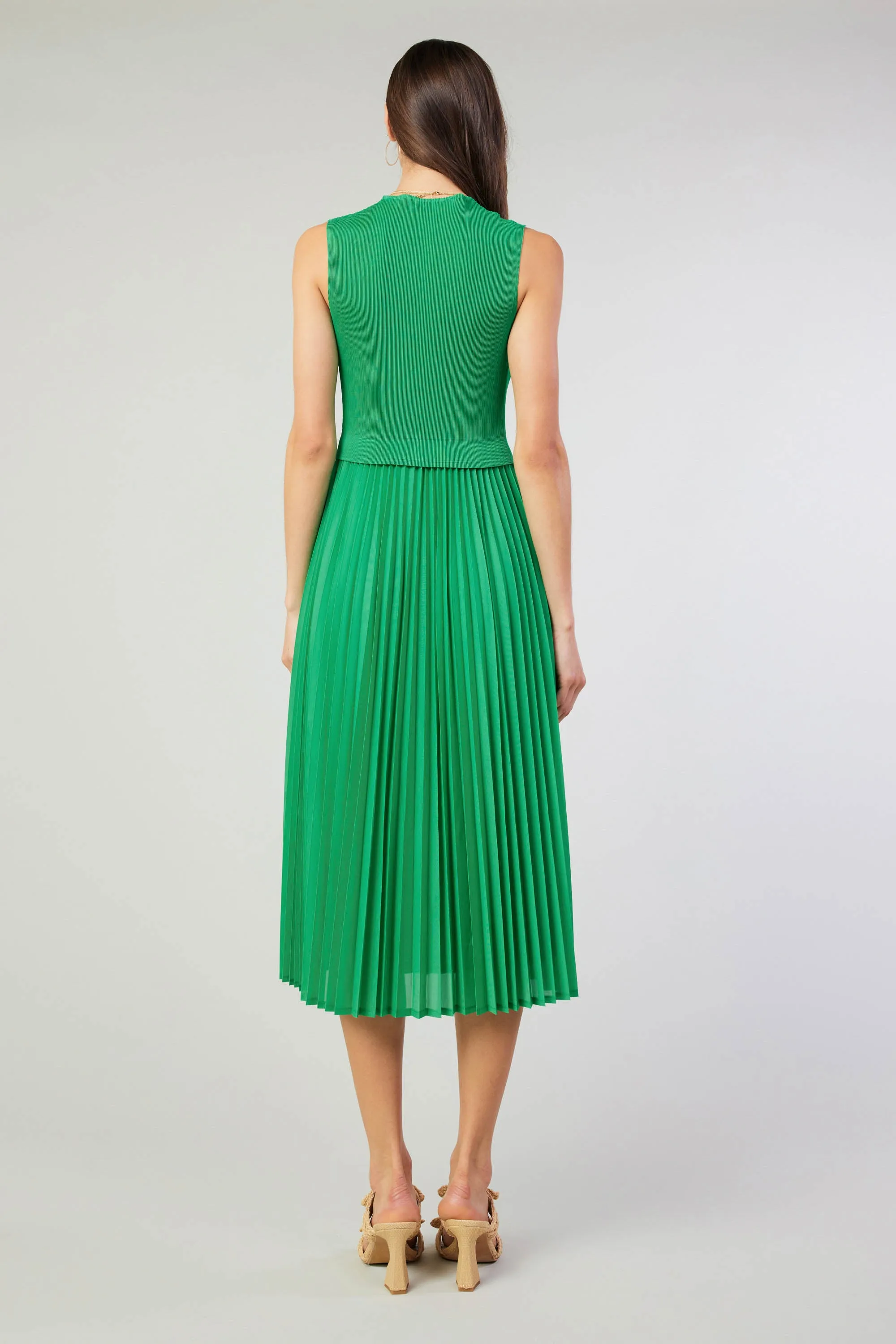 Cari Ribbed Contrast Pleated Dress