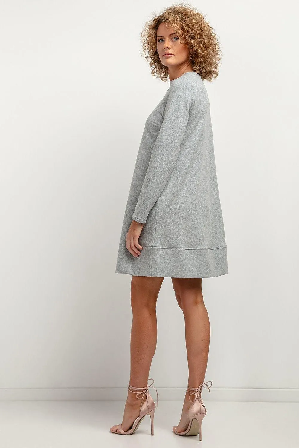 Chic Fall Knit Dress with Elegant Stand-Up Collar