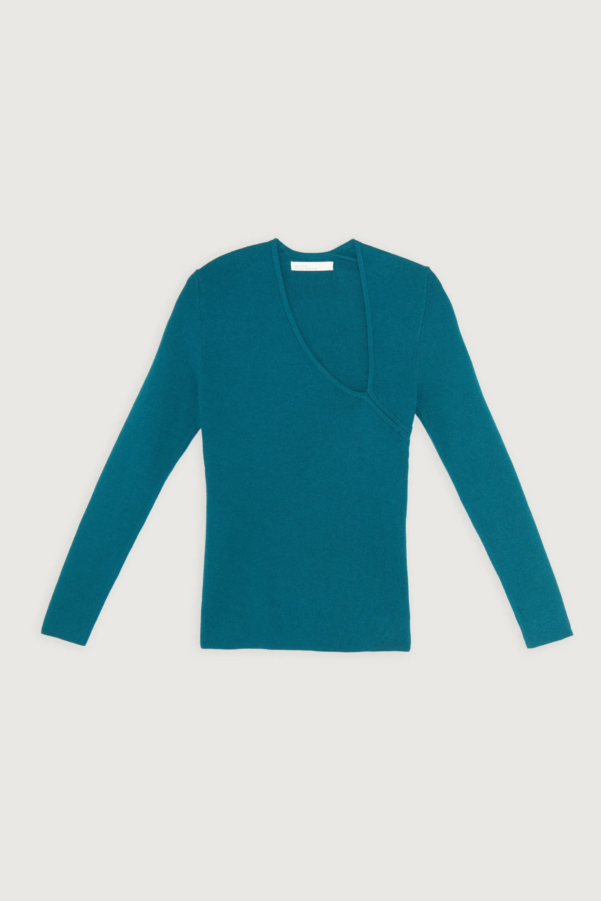 CUT-OUT NECK LONG SLEEVE TOP