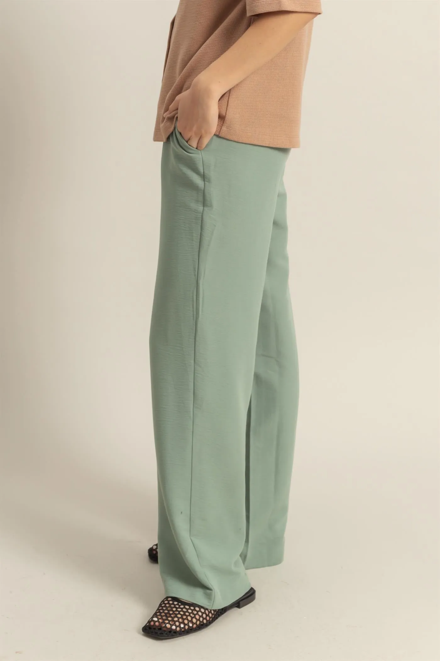 DZ25A895-High-Waist Wide Leg Woven Pants