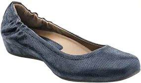 Earth Women's Tolo Ballet Flat - Navy Printed Suede 801421WPRT