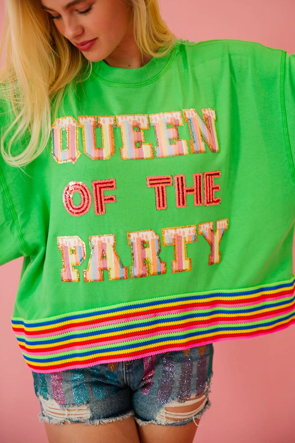 QUEEN OF THE PARTY GREEN RIBBON PULLOVER