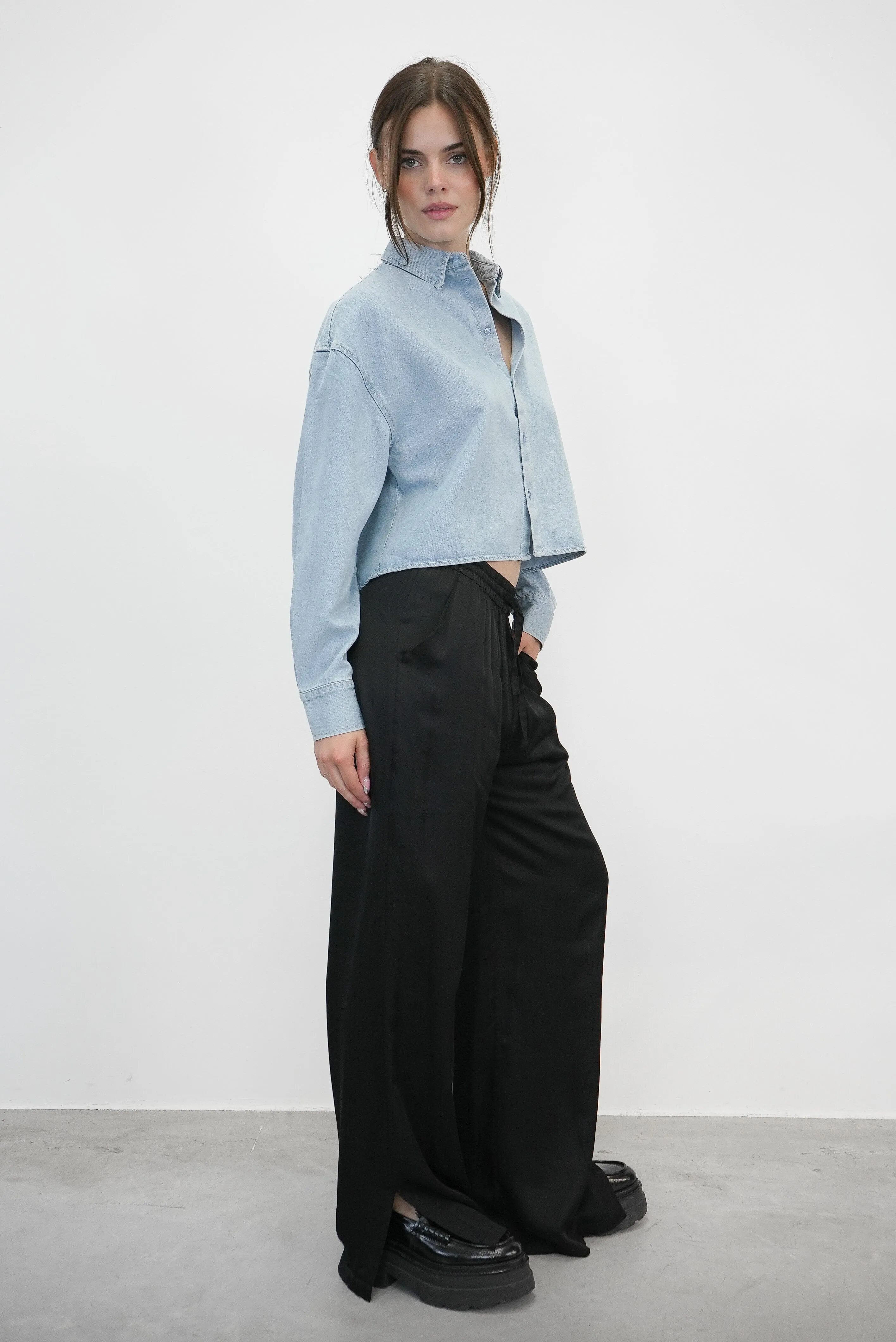 STORMY WAISTBAND SLIT PANTS