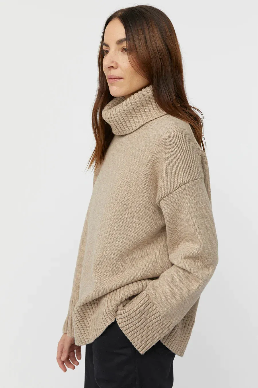 turtle neck - knit - taupe